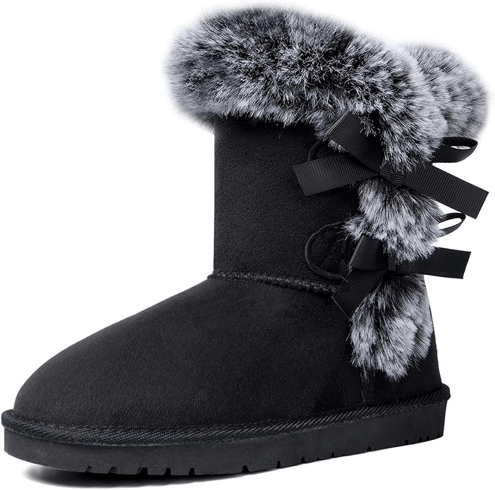 Essential Black Winter Boots with Fur Lining Logo